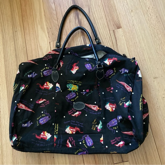 NWOT Large Travel tote. Lightweight canvas with top zipper closure. - Picture 5 of 7